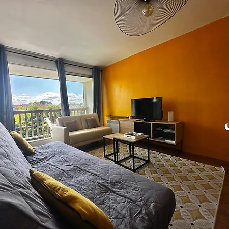 Daire Capucine, Duplex A 5 Min