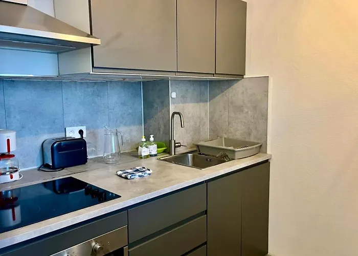 Capucine, Duplex A 5 Min *